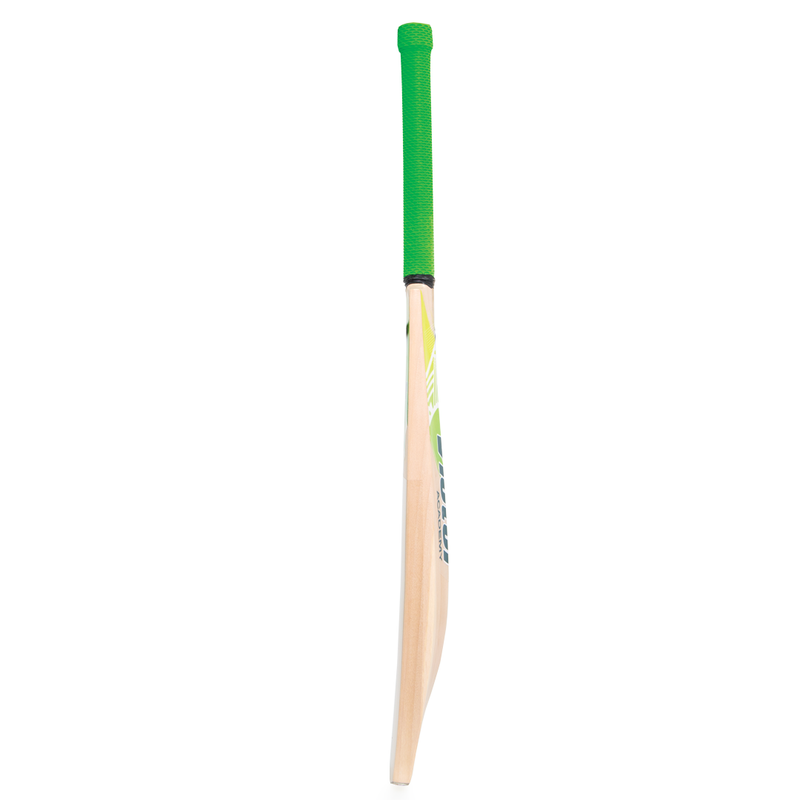 Victor Cricket Bat - Academy