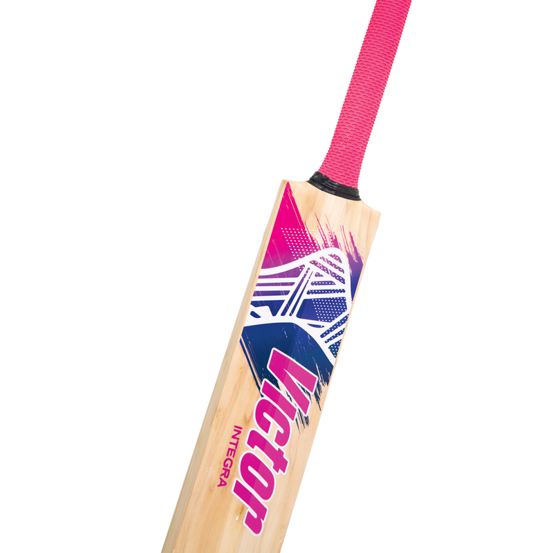 Victor Cricket Bat - Integra